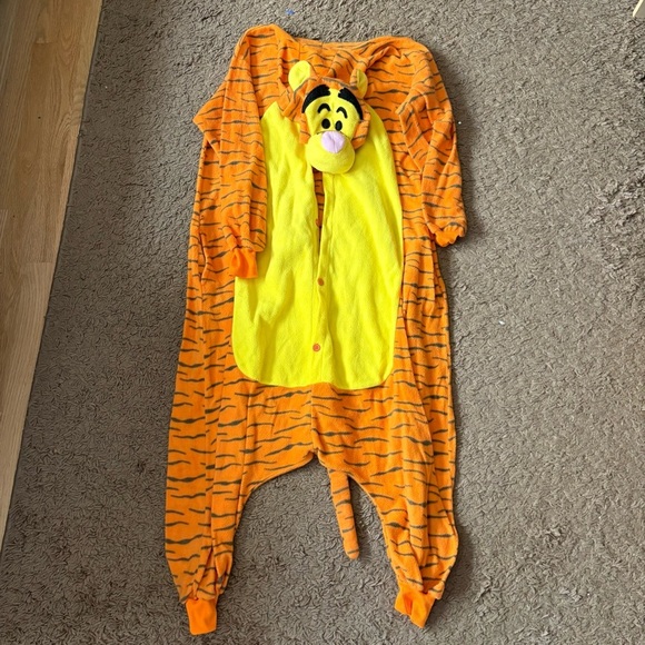 Disney Tigger Union Suit Costume Jumpsuit Medium Tiger Winnie the Pooh Halloween - Picture 2 of 7